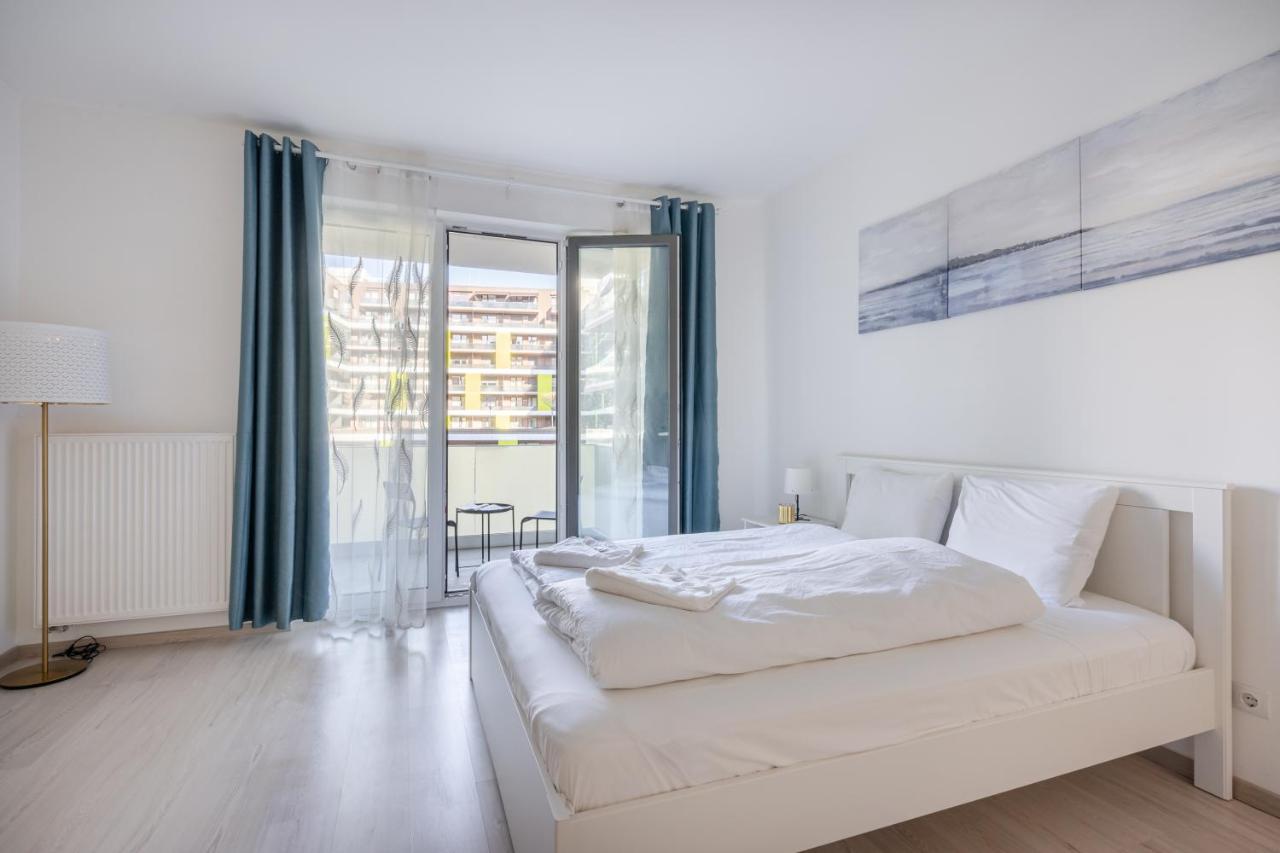 Grand Corvin Studio With Balcony Budapest Esterno foto