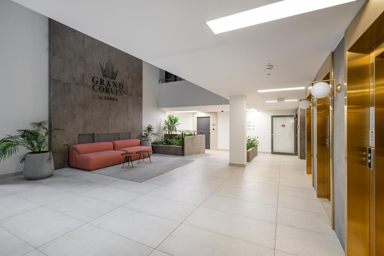 Grand Corvin Studio With Balcony Budapest Esterno foto